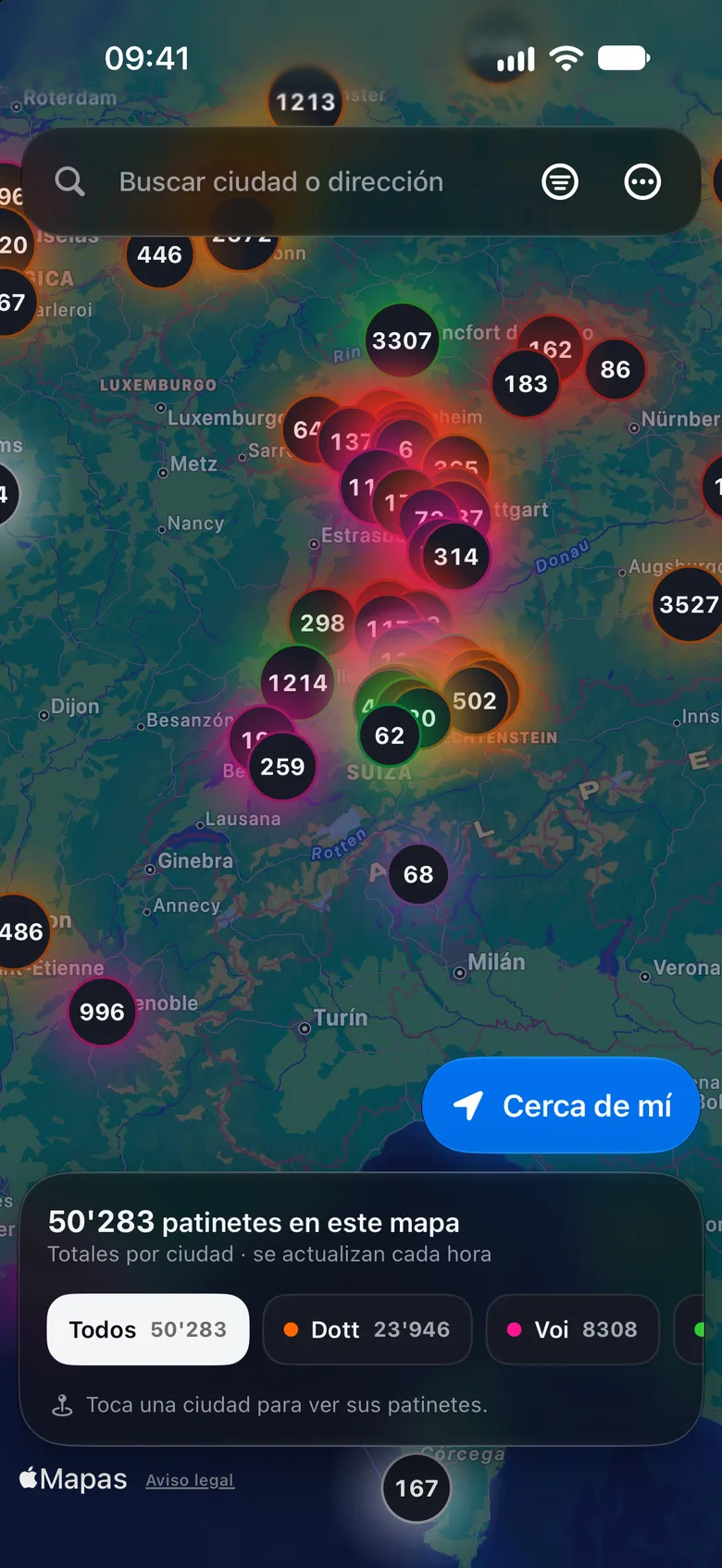 El mapa de noche, alejado sobre Europa, con el número de patinetes de cada ciudad.
