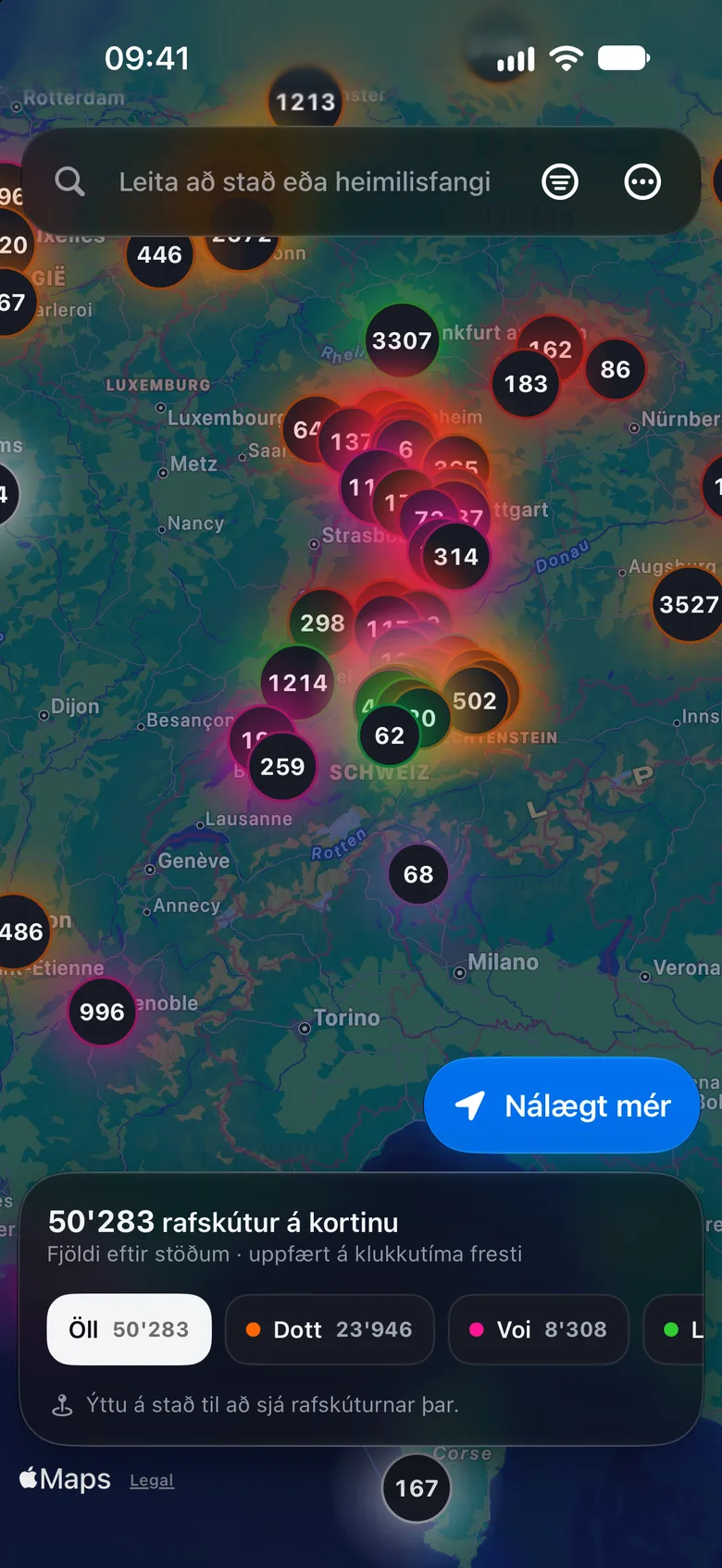 Kortið að nóttu til, yfir allri Evrópu, með tölu sem sýnir hve margar rafskútur eru á hverjum stað.